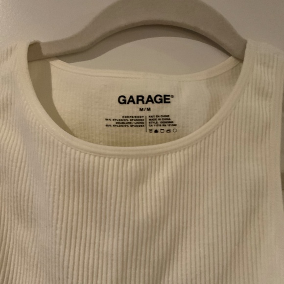 2 cropped tank tops size medium from garage in colours Blue, and white - Picture 7 of 7